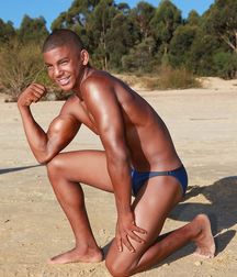 Sexy Bodybuilder 58df13cb93299.jpg