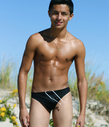 Speedo Lads 58e98e59a4e2d.jpg