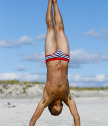 Speedo Lads 58e98e77aad63.jpg