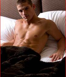 Kerry Gedman - Model 58ee22e6af077.jpg
