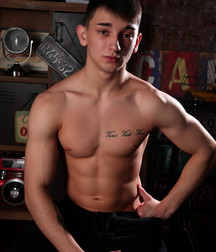 The Lad Kyle 59398dc918844.jpg