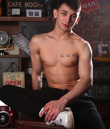 The Lad Kyle 59398e4046eea.jpg