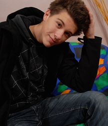 HOT BOY PETE SMITH 586ae9797e393.jpg