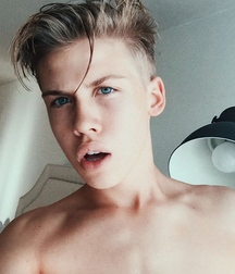 AIDEN ALEXANDER 5916452caac05.jpg