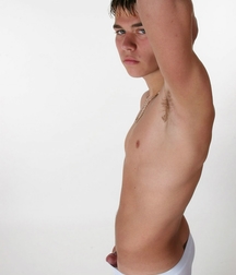 HOT BRIT BOY 2 593f0485d6625.jpg