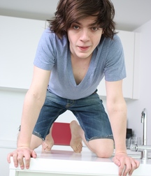 EMO HOTTIE SANDY 593f6d66ae5b2.jpg