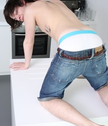 EMO HOTTIE SANDY 593f6d9a718ac.jpg