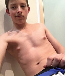 HOT BOY 59475f6e31318.jpg