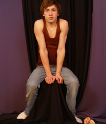ESTHAN 1 5a6c36efcb45a.jpg