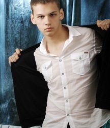 FRANCIS 5a700a802c421.jpg