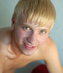 VLADI 5aac3b5a1efea.jpg