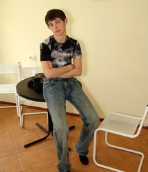 Uploaded by:flingerjong 5ab99f4b2c472.jpg