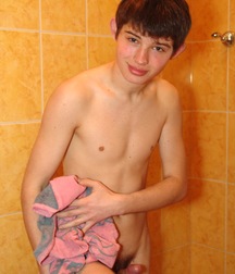 Uploaded by:flingerjong 5ab9a02aed8a9.jpg