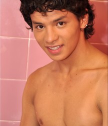 LEANDRO TUB FUN 5b42ae8ecf13a.jpg