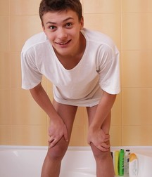 IGOR - SHOWER 5b4b8c45a525c.jpg