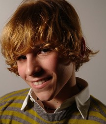 Blond Boy (no porn) 5b5a3b9aa15df.jpg