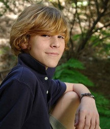 Blond Boy (no porn) 5b5a3be125ceb.jpg