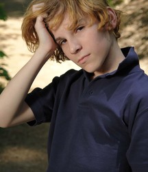 Blond Boy (no porn) 5b5a3be991cb4.jpg