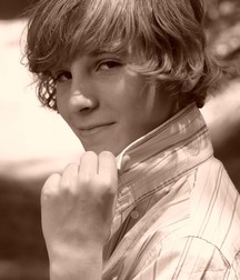 Blond Boy (no porn) 5b5a3bf07d794.jpg