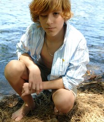 Blond Boy (no porn) 5b5a3c045b2aa.jpg