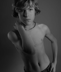 Blond Boy (no porn) 5b5a3c0a05a94.jpg