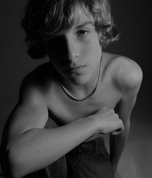 Blond Boy (no porn) 5b5a3c0b894b5.jpg