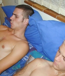 JAMES & ANTHONY 5b5aa4ea32745.jpg