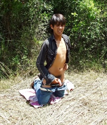 LATIN BOY WILLY 5b5cec03eed92.jpg