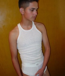 LATIN AMATEUR BOY XAVIER 5b658bfb7e34c.jpg