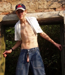 PRINCE 4 5b67aae700ddf.jpg