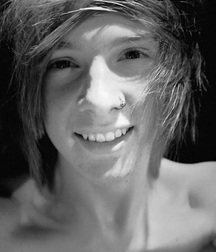 Web finds - FACES 5b91046b3870a.jpg