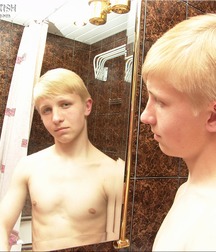 MAX - Shower 5b94283f364eb.jpg