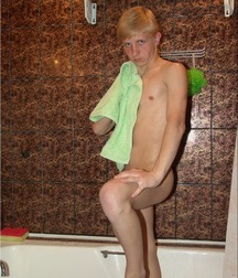 MAX - Shower 5b9428a06b3dd.jpg