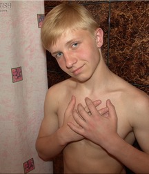 MAX - Shower 5b9428bb8243f.jpg