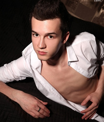 Latin Hot Boy 5c1617ad3a50b.jpg