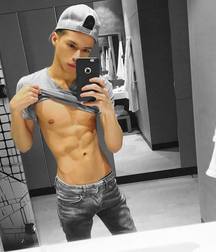 Boy Beauty 5cddf87e9e8bc.jpg