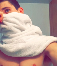 Max selfies 5830bf34d8bd9.jpg
