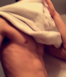 Max selfies 5830bf362dc68.jpg