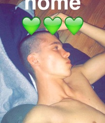 Max selfies 5830bf3a5c287.jpg