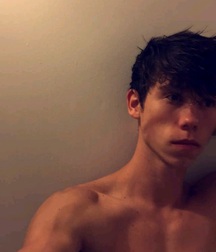 Max selfies 5830bf4f19d3e.jpg