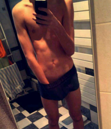 Snap and boy 58723875b8dc7.png