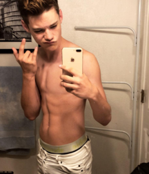 Bryce, Respect this Model NN 5bba39b13980e.png