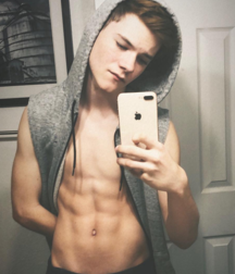 Bryce, Respect this Model NN 5bba39d3d298c.png