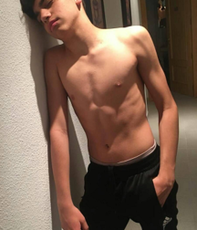 Fun insta Boys 5bf06cb351ae2.png