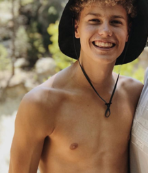 Shirtless boys 5d7a2e82c4c65.png