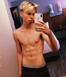 Shirtless boys 5d7a2eb1637a6.png