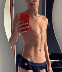 Cute boys 5d7b794b31c00.png