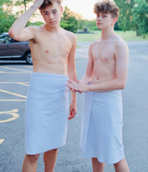 Cute boys 5d7b7986186fb.png