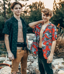 Cute boys 5d7b7990f3476.png