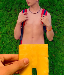 More cute boys 5d7b7a2fa5c7e.png